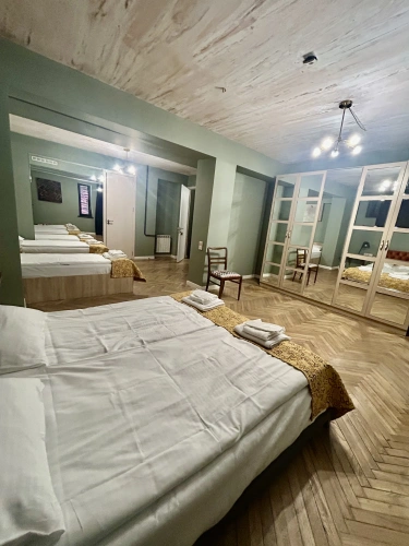 Quintuple Suite