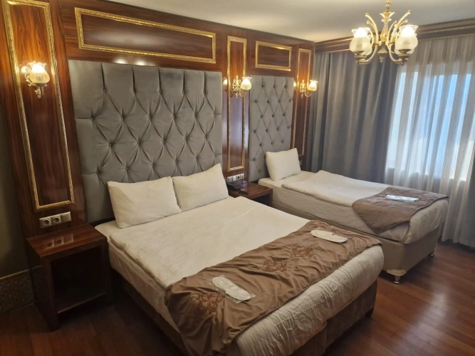 Standard Triple room with balcony