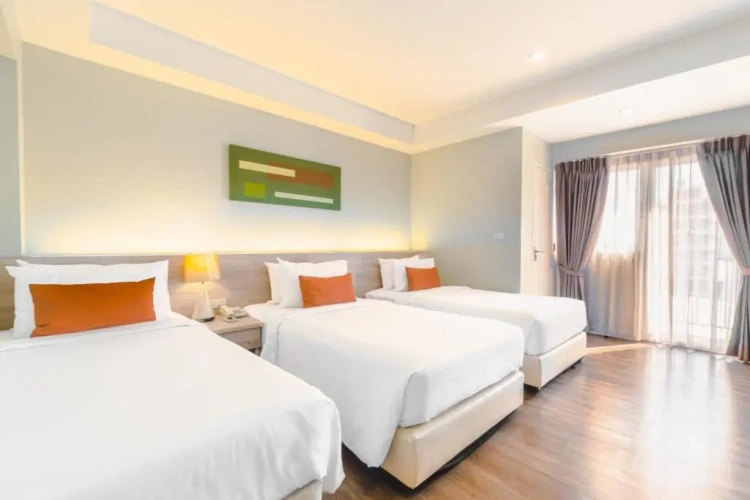 Triple room