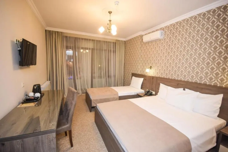 Superior Twin room with balcony