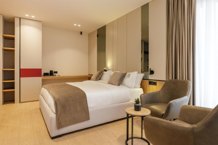 Pusi Hotel