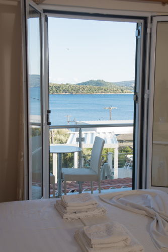 Standard Quadruple room with sea view