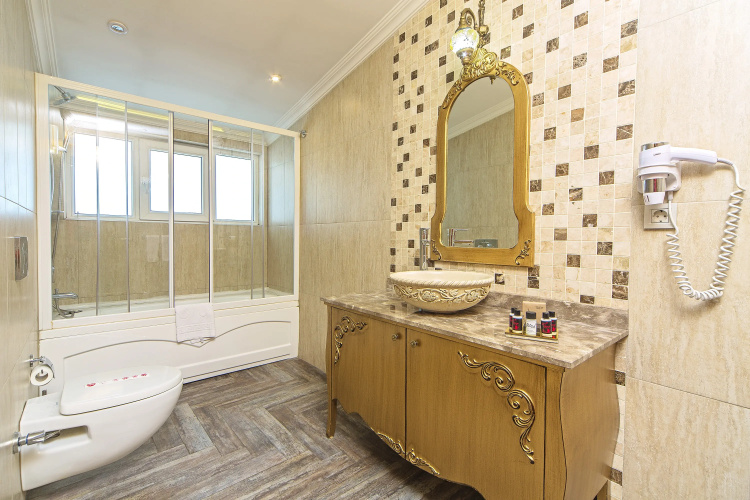 Art Deco Design Suites Hotel
