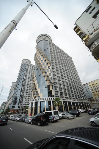 Orbi Sea Tower Apartments