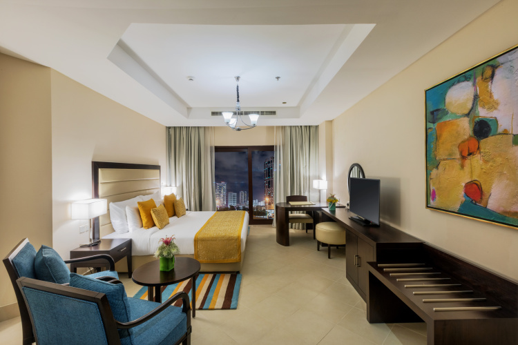 1 Bedroom Double Apartment with balcony and with city view