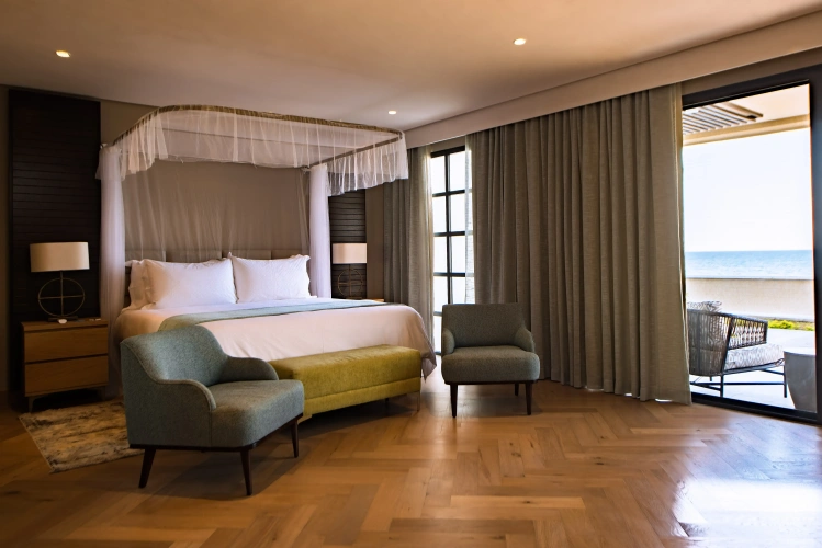 Suite with balcony