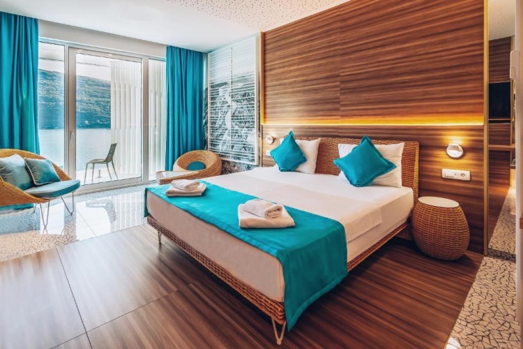 Carine Hotel Kumbor photo 6
