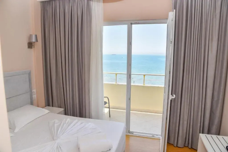 Edart Hotel