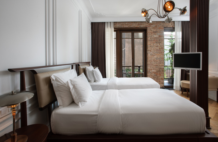 Deluxe Twin room with balcony