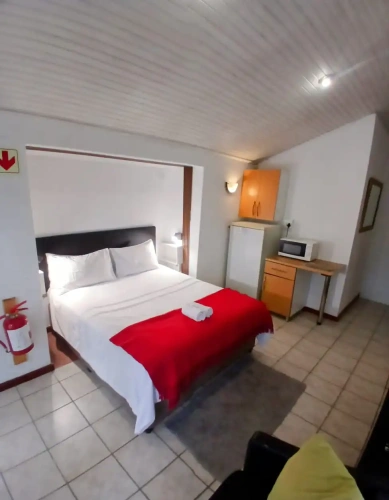 1 Bedroom Deluxe Suite with balcony