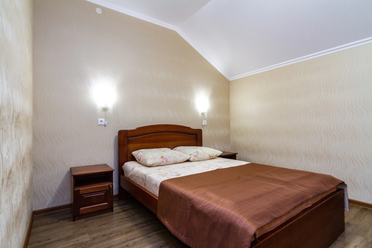 Фотография номера гостевого дома ЮГ