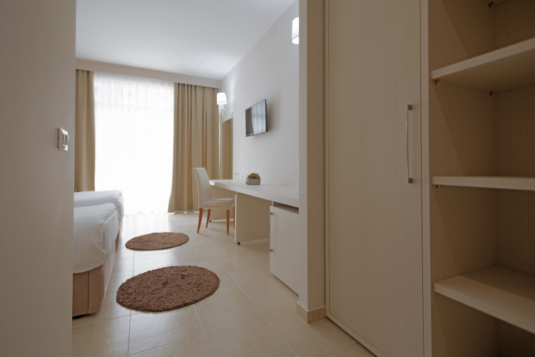 Standard Double room with balcony and with view