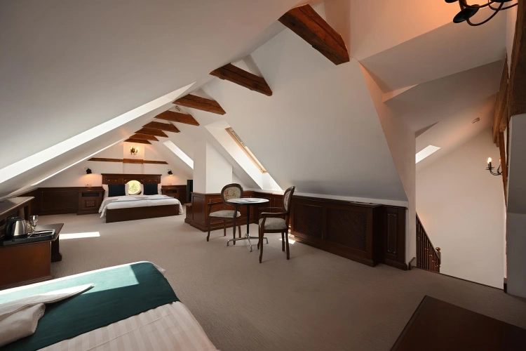 Deluxe Suite