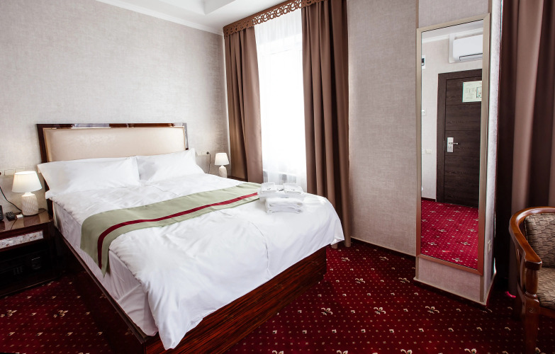 Фотография номера гостиницы Версаль