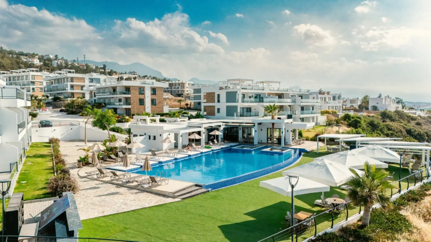 Caesar Cliff Resort Apartment Hotel
