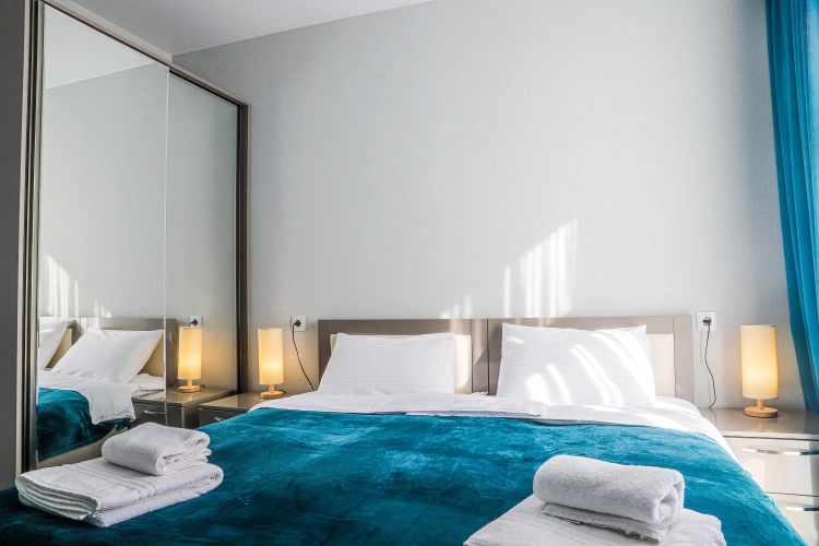 1 Bedroom Apartment with balcony and with view