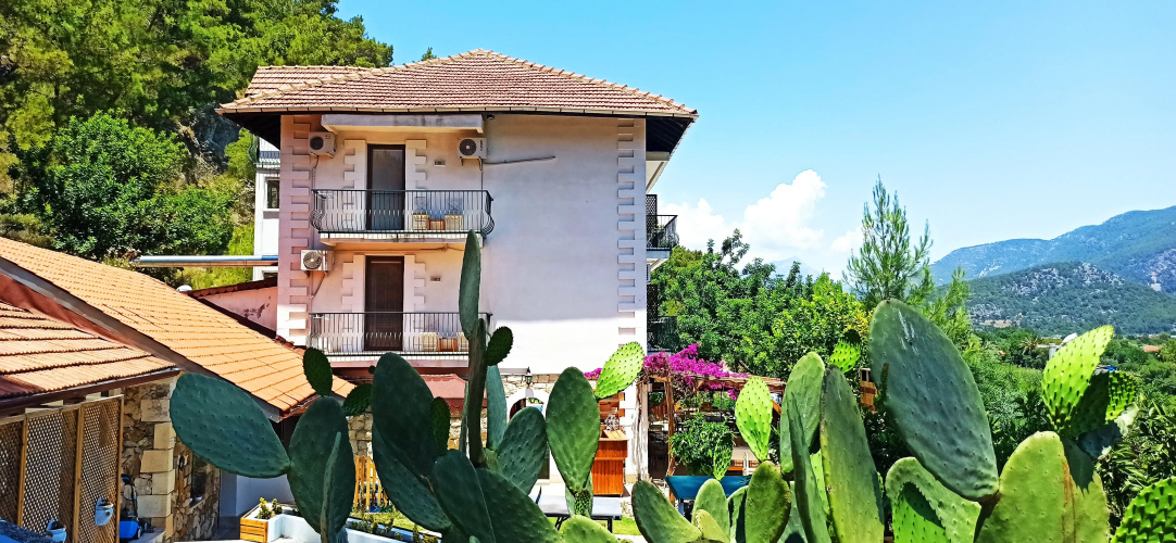 Swiss Eviniz Hotel