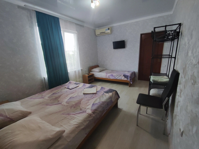 Emiliya Guest House