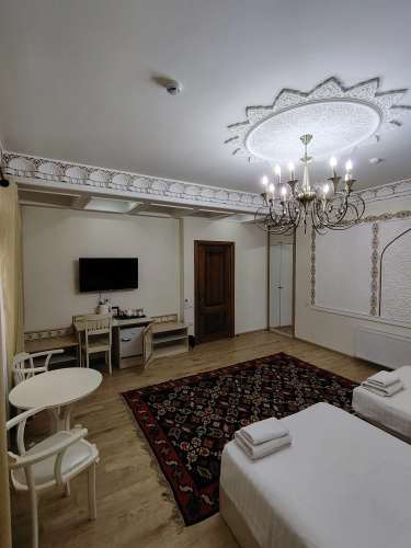Nodirabegim Hotel