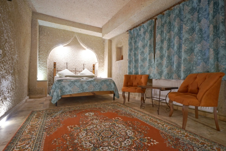 Double Cave Junior Suite