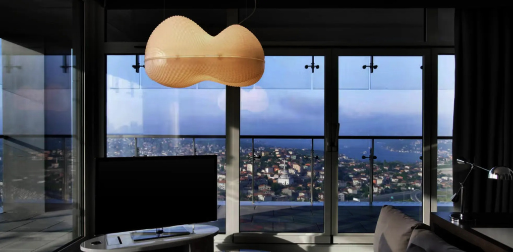 Residential Club Lounge Access Terrace Double Suite with city view