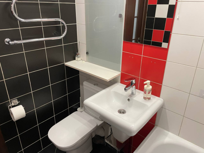 Na Ulitse Osipenko 30 Flat