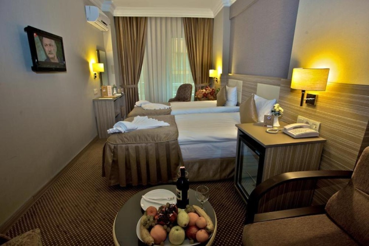 Standard Double room with view