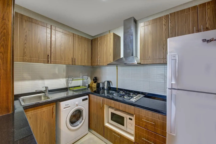 Class Hotel Apartments - Image 2