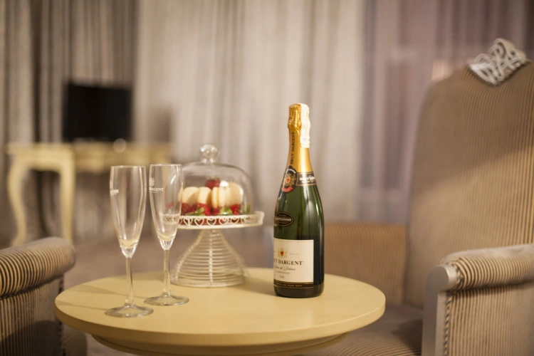 Ambassador Double Suite with panoramic view