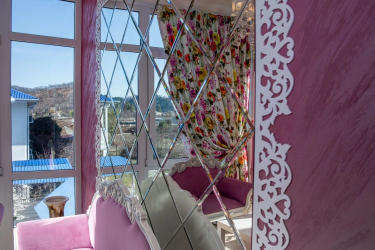 Suite with balcony and with courtyard view