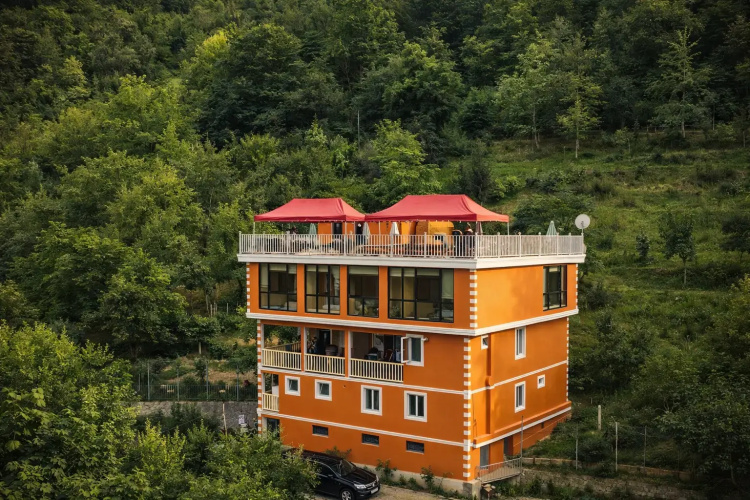Chateau Chao Guest house
