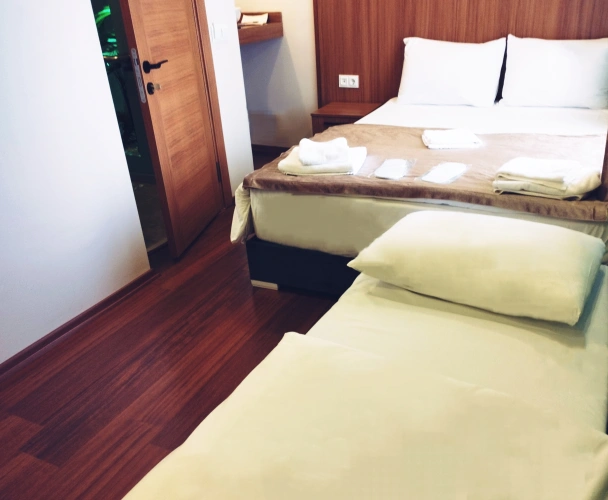 Economy Triple room