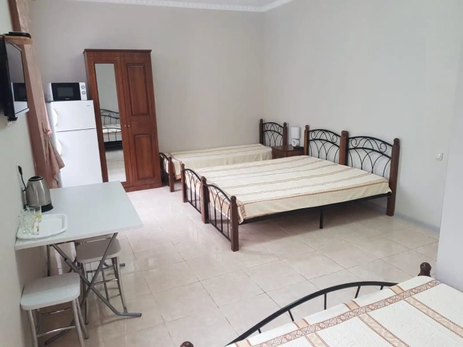 Standard Quintuple room with balcony