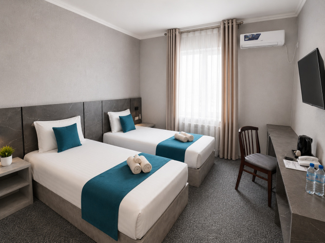 Twin room