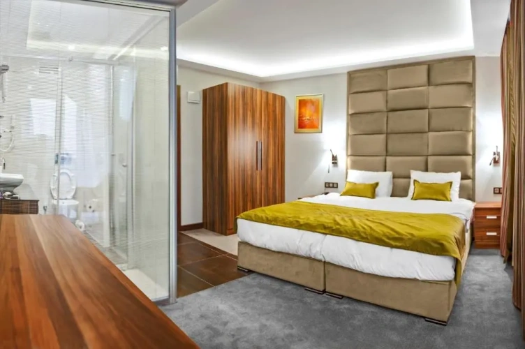 Double Suite