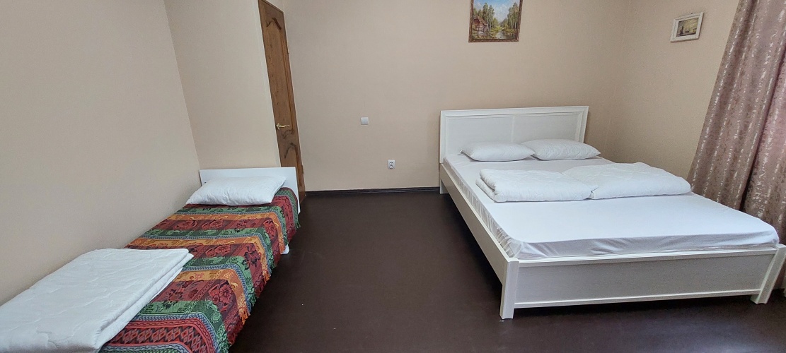 Comfort Triple room with view