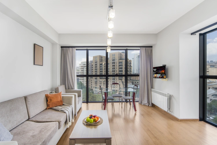 2 Bedrooms Apartment with city view