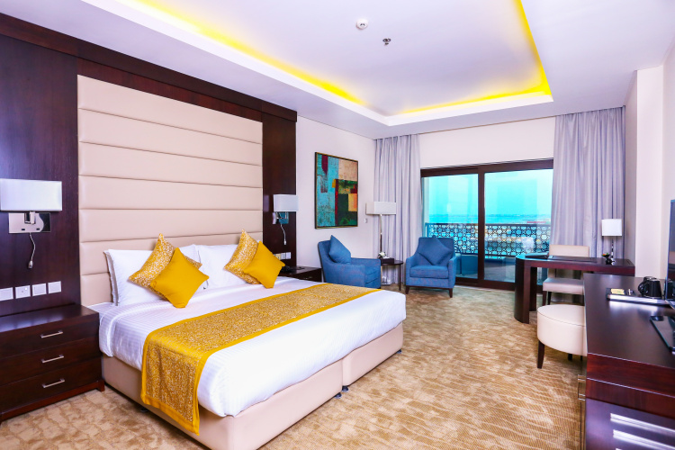 Deluxe Double room with balcony and Marina View