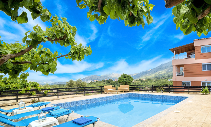 Aqua Mare Villa Heated Pool