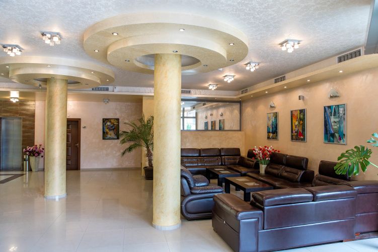Iris Hotel