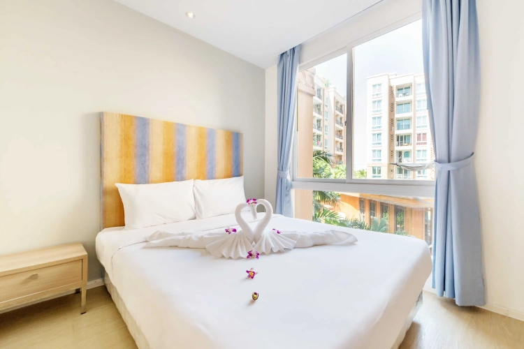 2 Bedrooms Apartment with balcony and with view