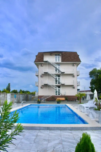 Colibrii Hotel