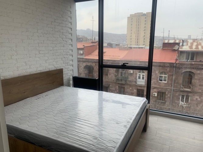 2 Bedrooms Quadruple Apartment