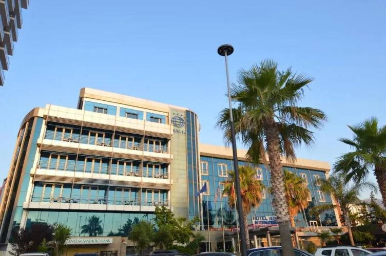 Vlora Internacional Hotel