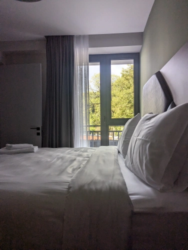 2 Bedrooms Suite with balcony and with view