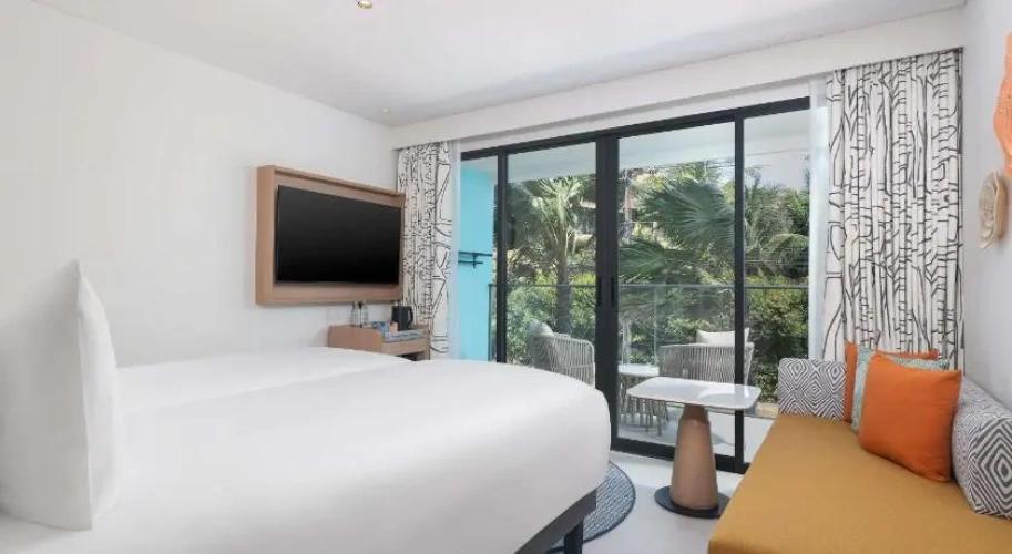 Premium Twin room with balcony and with city view