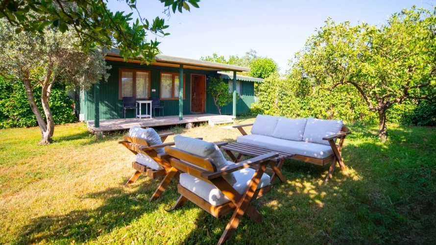 2 Bedrooms Bungalow