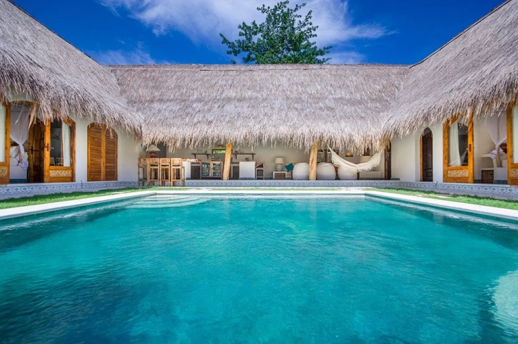 3 Bedrooms Superior Villa with pool view