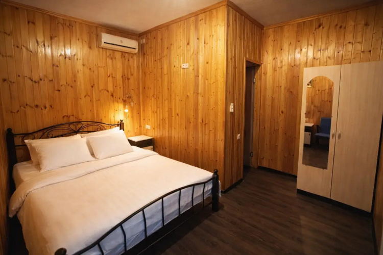 Granatovy Dvorik Glamping