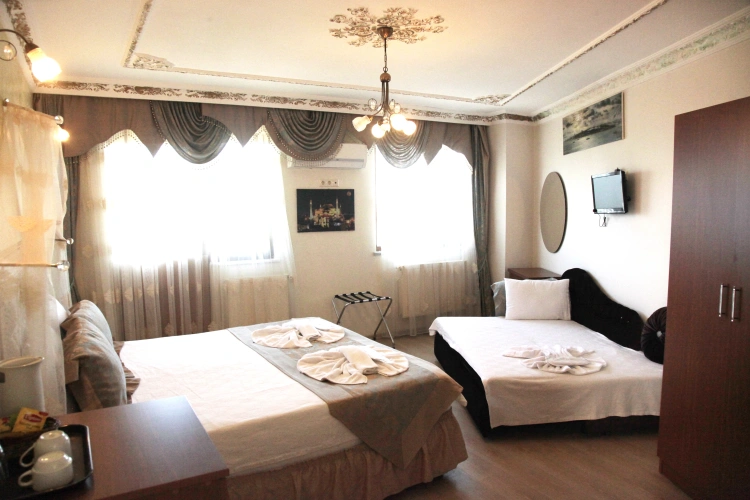 Standard Quadruple room
